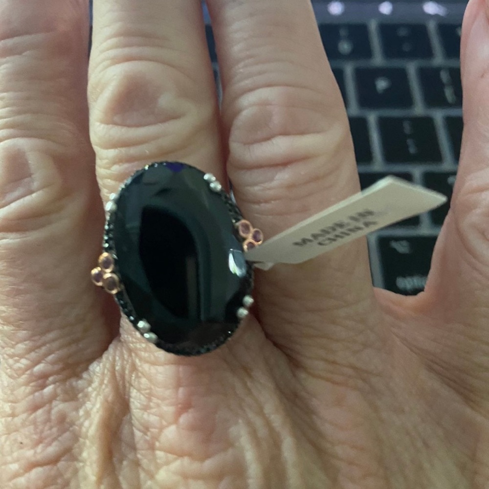 New in Box Gem Treasures Black Spinel Ring sz 9